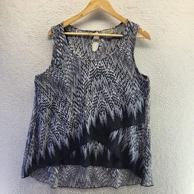 Camiseta sin mangas One World para mujer XL geométrica en capas pluma pulóver camisa sin mangas Foto 1 de 4