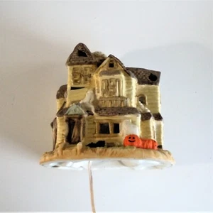 Halloween beleuchtetes Spukhaus handbemalt Porzellan Jack-O-Laterne Katze - Bild 1 von 12