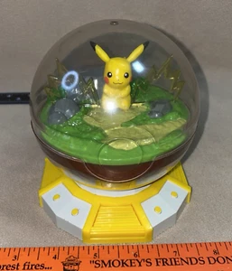 2021 Pokemon Illuminated Terrarium Collection Pikachu NIGHT LIGHT Game Freak - Picture 1 of 13
