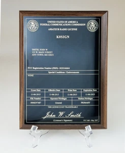 HAM Radio - Amatorska licencja radiowa Znak wywoławczy Tablica orzechowa - *MIŁY PREZENT* - Zdjęcie 1 z 2