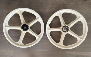 Old School White Skyway 20 inch Tuff wheel II 2 mag wheels BMX freestyle bike - Picture 1 of 21