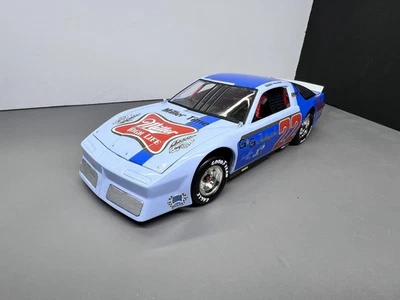 Bobby Allison #22 Custom 1:24 1983 Slinger Nationals - Image 1 of 4