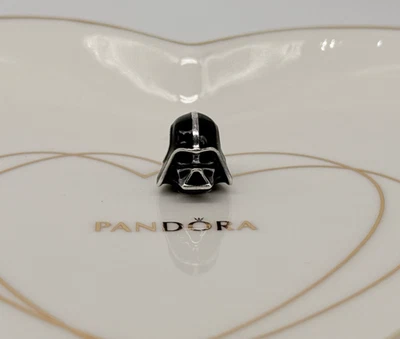 New 100% Genuine Authentic Pandora Enamel Star Wars Darth Vader Charm 799256C01 - Image 1 of 4