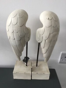 Beautiful Pair of Angel Wings sculpture - Christmas - Picture 1 of 5