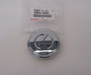 LEXUS GS S160 Wheel Center Hub Cap 4260330400 42603-30400 NEW GENUINE - Picture 1 of 4