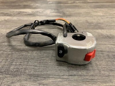 Kawasaki 2006-2010 VN900 Vulcan 900 классический переключатель запуска правого руля изготовитель оборудования - Изображение 1 из 4