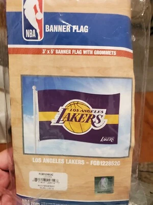 Los Angeles Lakers - NBA 3'x5' Bandera de una cara con ojales de Rico Ind. Foto 1 de 3