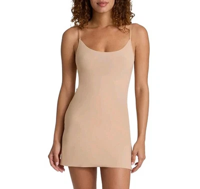 Mini cami corto Commando para mujer talla M/L clásico sin cordones beige capas  Foto 1 de 4