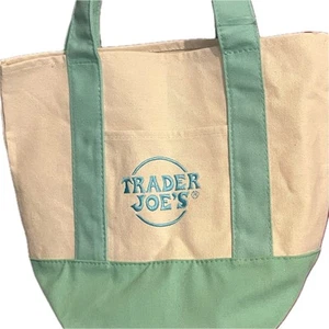 Trader Joes Pastel Green Mini Canvas Tote Bag Embroidered Logo Reusable Everyday - Imagen 1 de 6