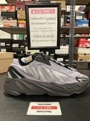 Talla 14 - Adidas Yeezy Boost 700 MNVN Geode Foto 1 de 4