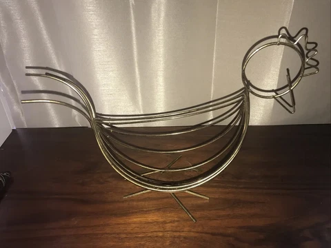 MCM True VTG Primitive Rustic Metal Wire Chicken Hen Egg Fruit Basket Farmhouse Cover