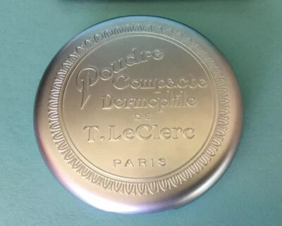 T.LeClerc Poudre Powdery Compact Foundation Compacte Dermophile 10 g 0,34 Paris - Image 1 of 4