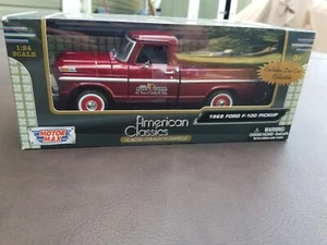 Motormax 1969 Ford F-100 Mulini Flotta Fattoria Esclusiva 1/24 - Foto 1 di 4