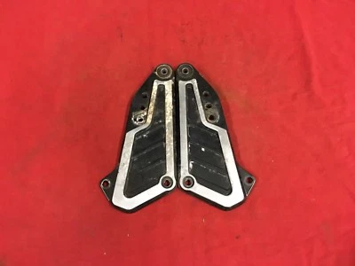 83 Yamaha Venture Royale XVZ1200 XVZ 1200 1983 soporte de clavija de pasajero trasero montaje Foto 1 de 4