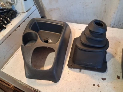 1996 - 2003 ? Chevrolet Chevy S10 Manual Shift Shifter Boot Cup Holder Trim OEM - Image 1 of 4