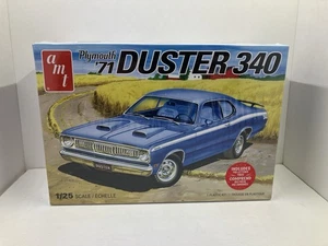 Amt - Plymouth '71 Duster 340 - Model Kit - Picture 1 of 6