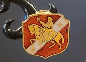 Vintage Coat of Arms Fleur De Lis Gold & Red Crest Shield Single Clip Earring - Picture 1 of 10
