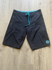 Pelagic Hydro-Lite Pro Men's Swimming Surfing Board Shorts Size: Size 32 Black - Picture 1 of 8