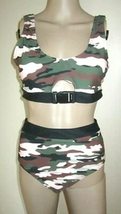 NO BOUNDARIES Mehrfarbig 2 Stück Gepolsterter Sport BH & Shorts Oberteil L, Unterteil M  - Bild 1 von 12