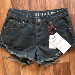 Ladies denim Short shorts size 6 Summer RRP 34.95 Camouflage Army green NWT - Picture 1 of 10