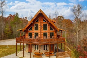 7 Nts Aug Smoky Mountains Gatlinburg & Pigeon Forge Vacation Rental 5 bd/3.5 ba - Picture 1 of 20