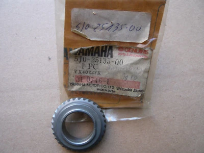 Yamaha DT 80 MX  5J0 Tachoschnecke Schnecke Antrieb Drive Gear Vorderrad Wheel - Bild 1 von 2