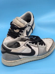 boys air force 1 grey and white With Black Swoosh - Picture 1 of 3