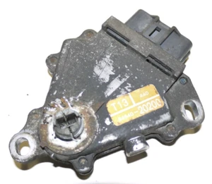 Toyota Camry XV20 1999 - Gearbox Selector Switch 84540-20200 - Picture 1 of 4
