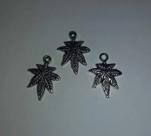 10 Marijuana weed leaf charms antique silver tone craft, crafting, jewellery. - Picture 1 of 4