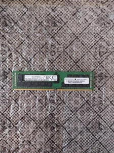 32GB Supermicro Samsung PC4-2666V Registered ECC DDR4 Ram M393A4K40CB2-CTD7Q - Afbeelding 1 van 1