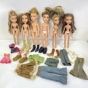 Bratz Puppe Lot Sammlung MGA mit Schuhen Tücher Extras 2001 + Wie Ist - Bild 1 von 14