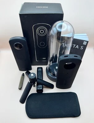 Cámara Ricoh Theta S 360 Grados + Accesorios - En Caja - Excelente Estado Foto 1 de 4