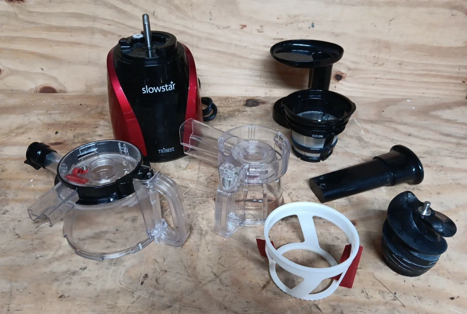 Аксессуары для соковыжималки и измельчителя Tribest Slowstar SW-2000 красные - Изображение 1 из 4