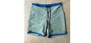 Outerknown Boardshorts Herren 34 grün Badehose Stretch Strand Logo 8" Schrittlänge - Bild 1 von 4