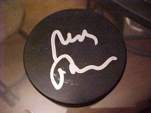 WASHINTON CAPITALS MICHAL PIVONKA SIGNED HOCKEY PUCK - Picture 1 of 1