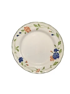 One Provincial Designs Nikko - Bordeaux Pattern Dinner Plates Japan 10 1/4” - Picture 1 of 5