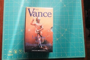 VERY RARE  FRENCH  JACK VANCE DEMON PRINCE SERIES BOX SET 5 PB'S FANTASTIC ART! - Picture 1 of 4
