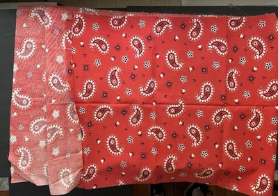 Красная бандана печать средний вес хлопчатобумажная ткань 1970-х 64 «x 21» - Изображение 1 из 3