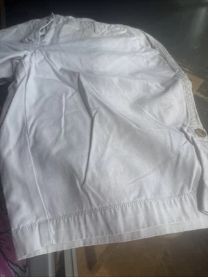 Bermudas Cream Allison Fit Charter Club talla 4 Foto 1 de 2