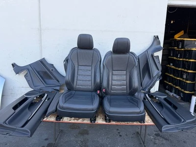 CONJUNTO PRETO PAINEL PORTA INTERIOR ASSENTOS ASSENTO F SPORT LEXUS RC350 200 (2015-2019) FABRICANTE DE EQUIPAMENTO ORIGINAL - Imagem 1 de 4