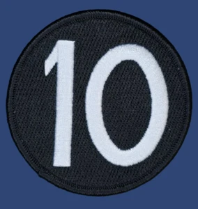 NERO NUMERO 10 BEN TEN CARTONE ANIMATO SERIE TV FERRO RICAMATO SU TOPPA 3" - Foto 1 di 3