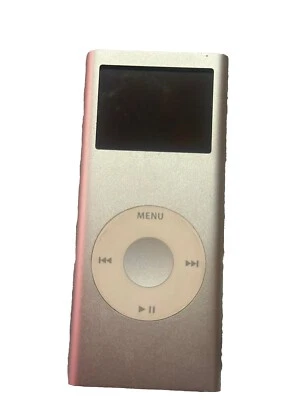 Apple IPod Nano A1199 4GB Silver Digital Music Player Battery Dead TESTED WORKS - Image 1 of 4