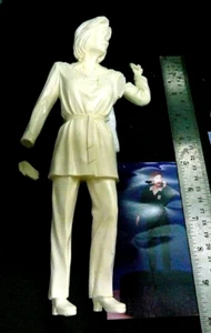 10" The X-Files SCULLY  Classic  TV Series Unbuilt Unpainted Resin Model Kit 1/6 - Picture 1 of 1
