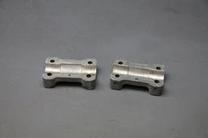 2012 Polaris OEM Handlebar Handle Clamp Mount - Foto 1 di 5
