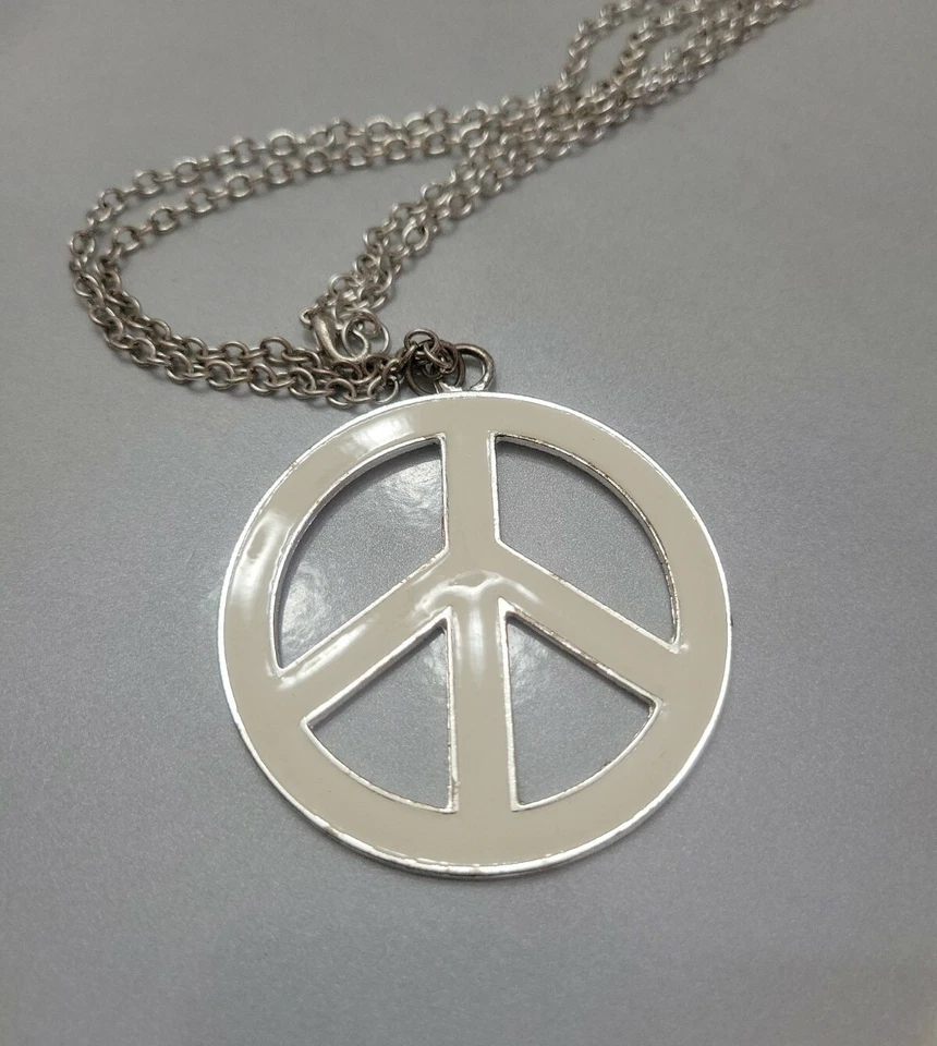 Vintage Hippy Medallion Fancy White & Silver Colored Peace Flower Power Necklace - Image 1 of 4