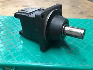 Motor de válvula de disco hidráulico Geroler orbital blanco GMSW 200 642-L201 - Imagen 1 de 4