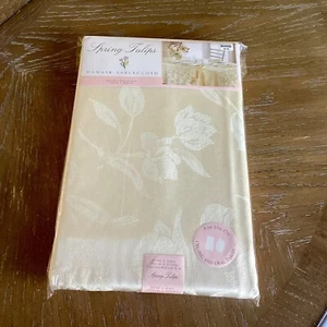 Spring Tulips Tablecloth New In Package Oblong 60’x84’ - Picture 1 of 5