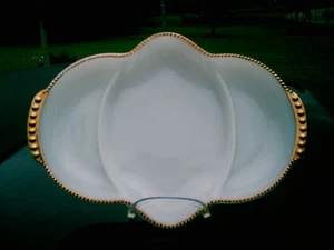 FIRE KING WHITE GOLD BEADS OVEN WARE VEGETABLE SERVICING TRI-COMPARTMENT DISH - Picture 1 of 8