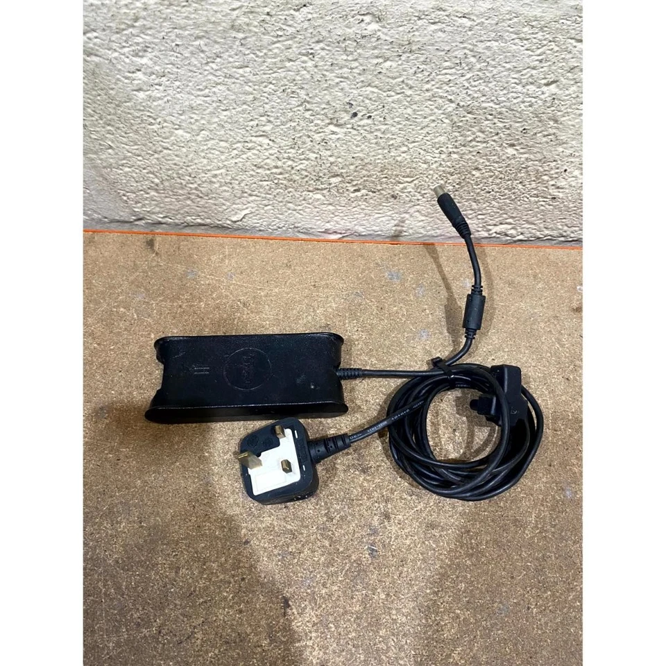 Dell LA65NS0-00 AC Power Adapter Black Portable 19.5V 3.34A for Latitude Laptop - Image 1 of 4