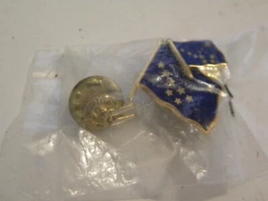 2 Small Alaska Flag Pins and 1 Walrus Pin Set New In Bag - Picture 1 of 4